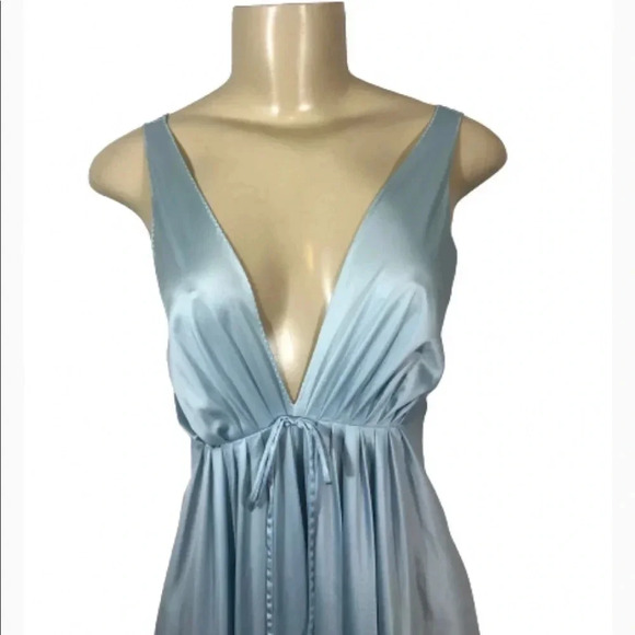 FORMFIT VINTAGE LINGERIE LONG NIGHT GOWN BLUE SLEEVELESS V NECK PLUS SIZE 14/16 - Picture 2 of 8